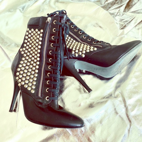Balmain Studded Boots 4 inch heel. - Picture 2 of 3